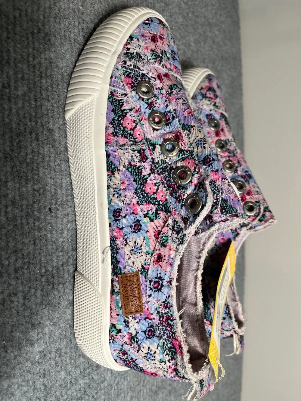 Girls Floral Slip-On Canvas Sneakers - Purple Pink